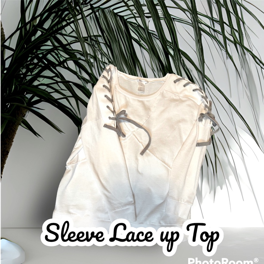 Lace sleeve top